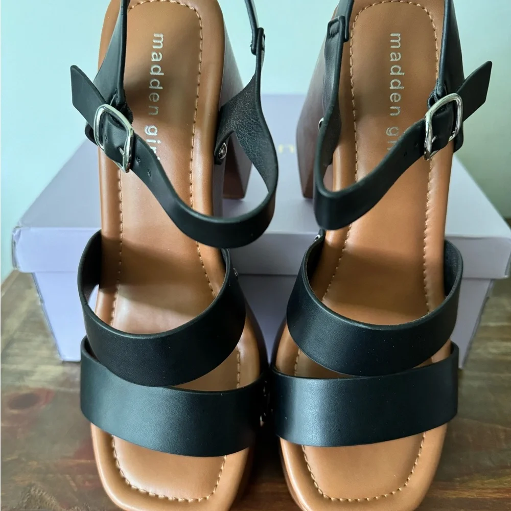 Madden Girl Women's Greenvil Heeled Sandal - Black - Size 9 - Picture 6 of 10